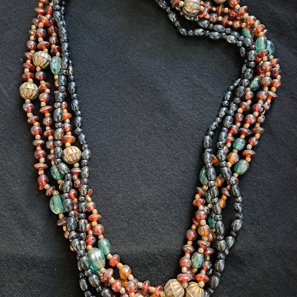Chunky beaded necklace with beautiful silver clasp.